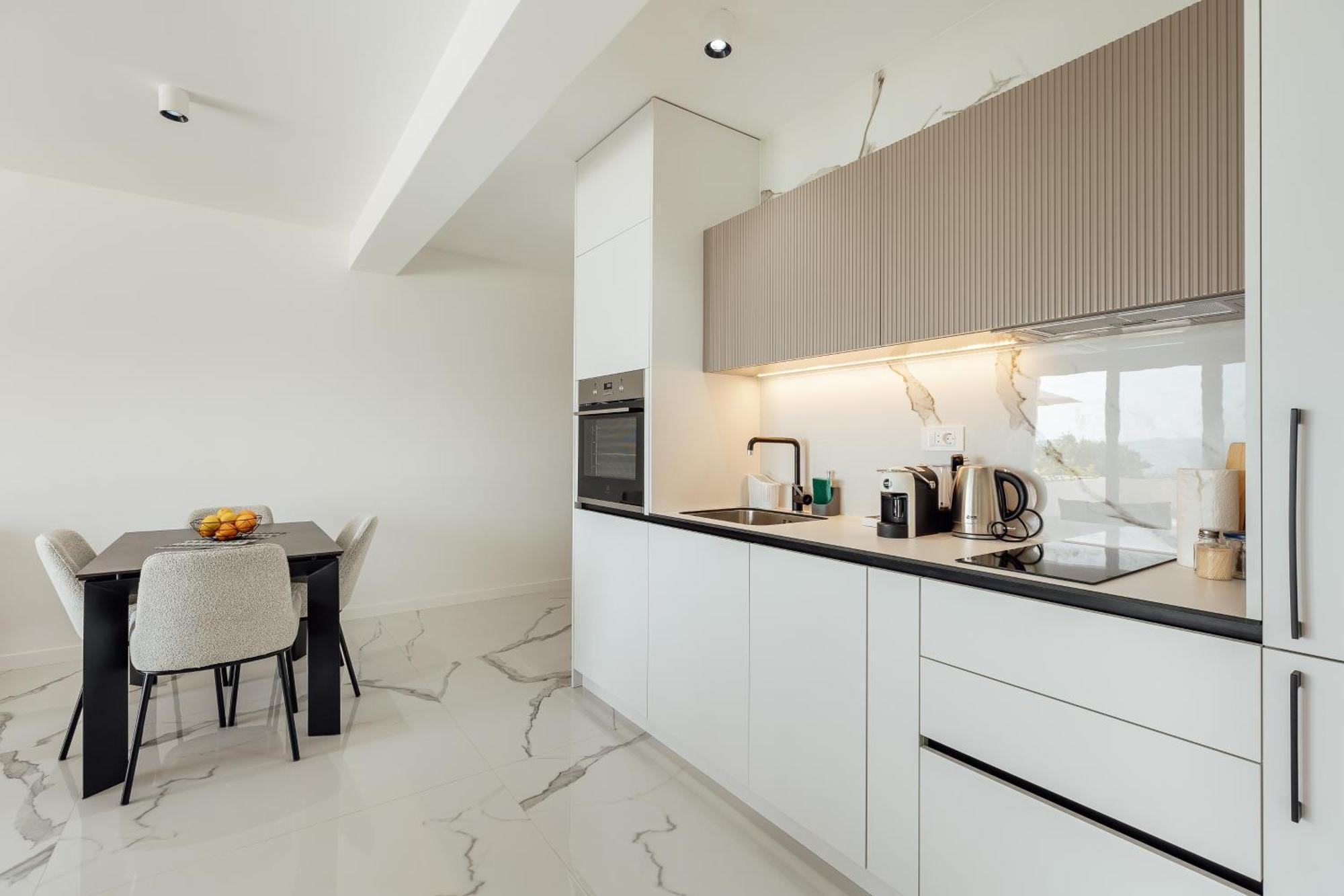 Appartement Savina Beachfront Oasis *