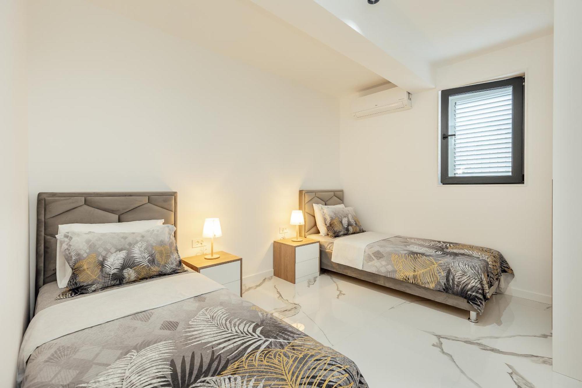Savina Beachfront Oasis *