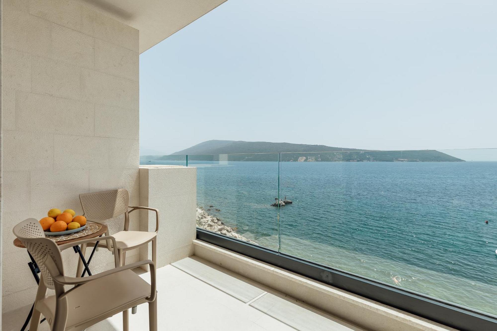 Appartement Savina Beachfront Oasis *