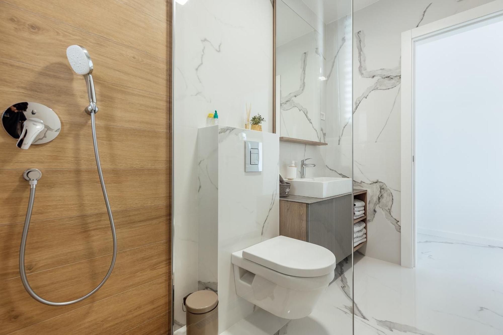 Savina Beachfront Oasis * Herceg Novi